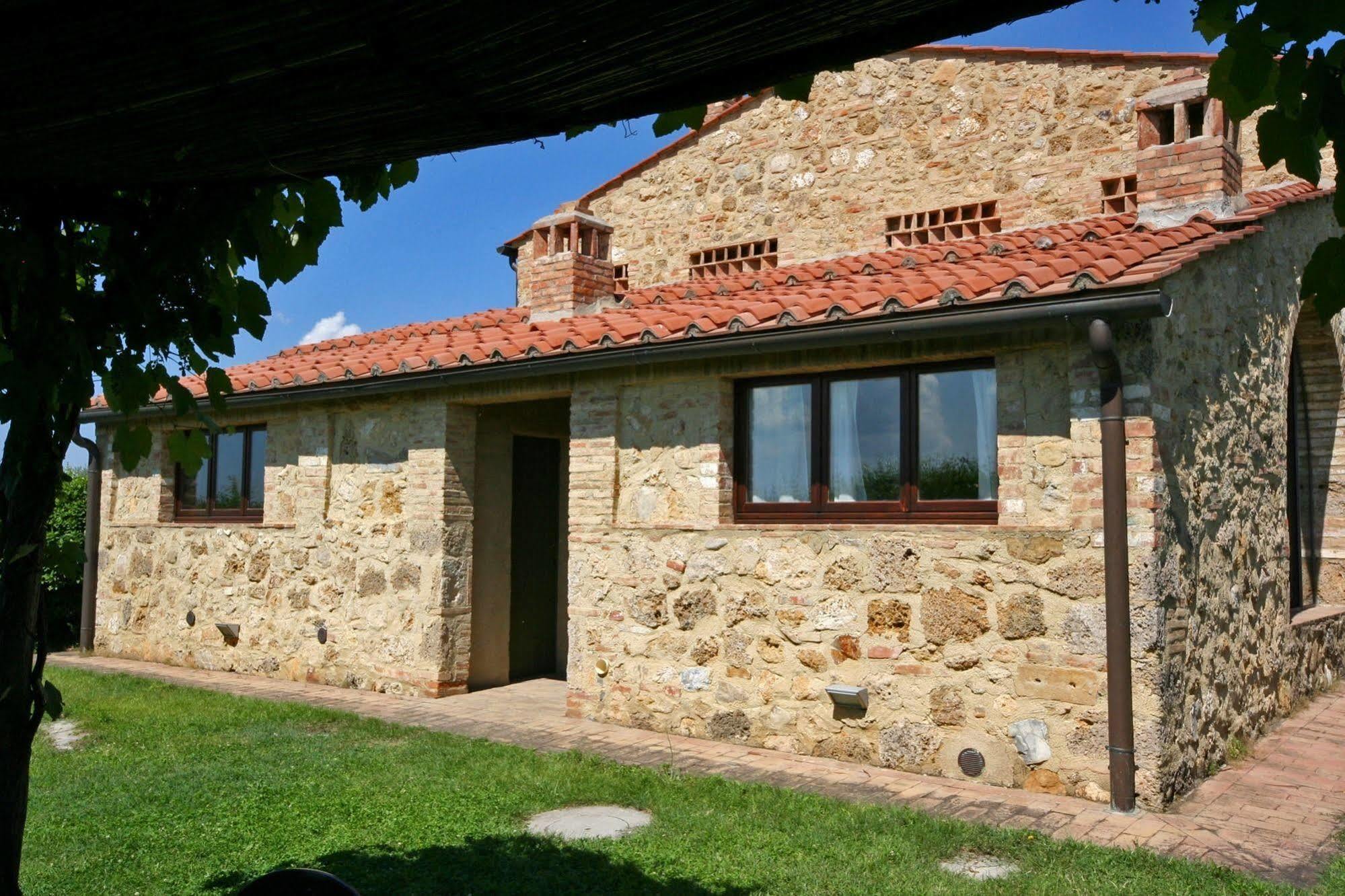 Podere Il Pino Poggibonsi Exterior foto